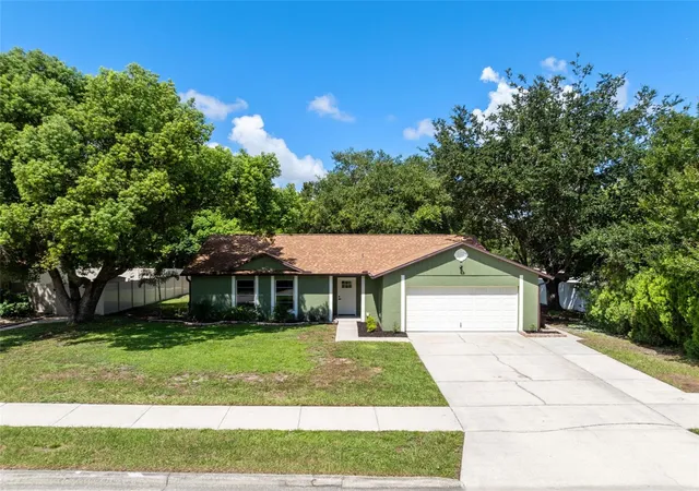 1st image of 910 Whisler Ct, Saint Cloud, FL 34769 | MLS# S5155917