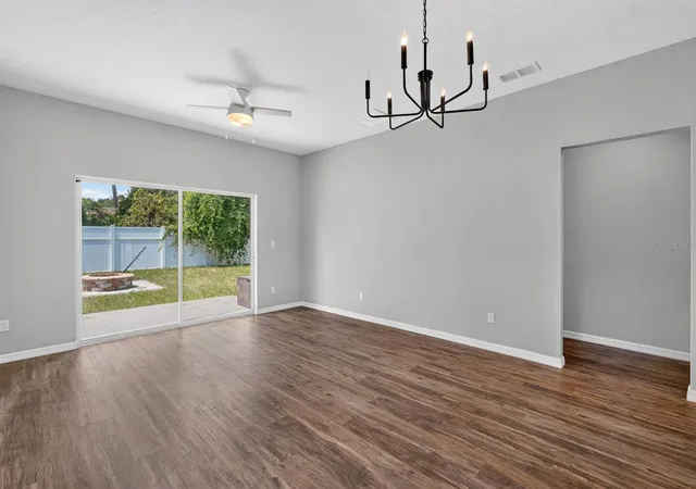 3rd image of 3330 Willow Oak Dr, Edgewater, FL 32141 | MLS# V4950816