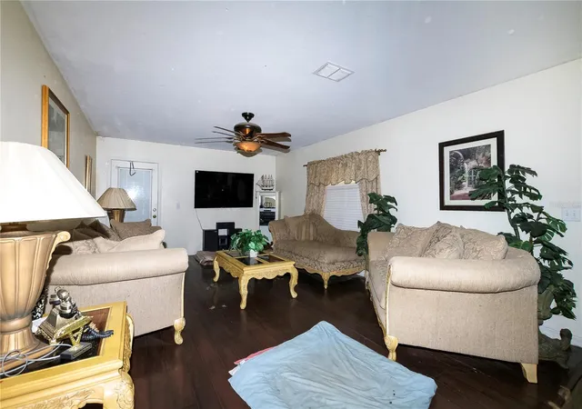 3rd image of 5200 Sw 115Th Street Rd, Ocala, FL 34476 | MLS# V4950817