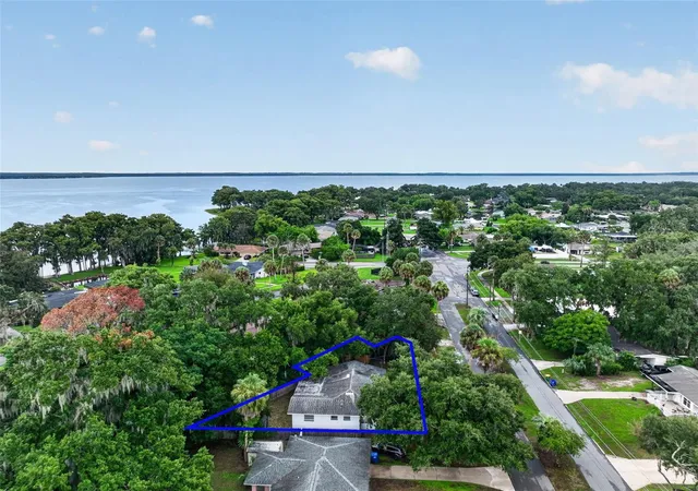 28th image of 1305 Orange Ave, Tavares, FL 32778 | MLS# O6434860