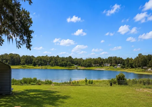 Photo 1 of Manufactured home for sale at 172 E Cowpen Lake Point Rd, Hawthorne, FL 32640 | MLS# GC542861 | Listing updated on 2026-08-31
