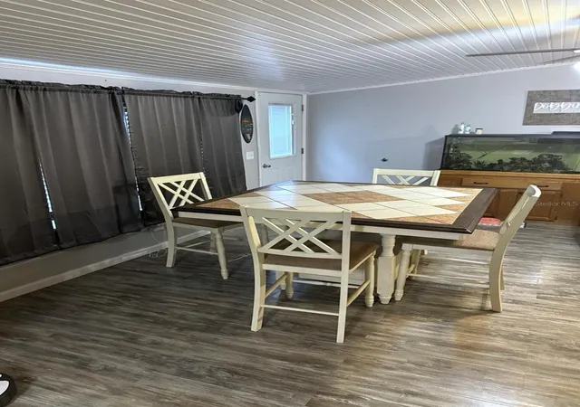 Photo 5 of Manufactured home for sale at 172 E Cowpen Lake Point Rd, Hawthorne, FL 32640 | MLS# GC542861 | Listing updated on 2026-08-31