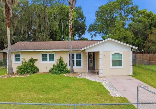 1st image of 502 Mary Sue St, Fruitland Park, FL 34731 | MLS# O6434882