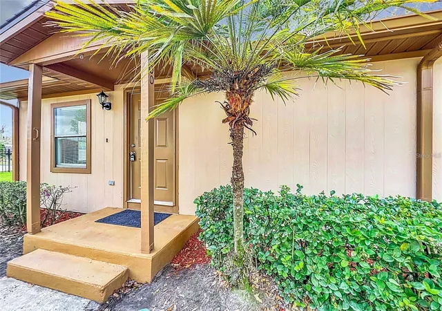 2nd image of 300 Eron Wy #1, Winter Garden, FL 34787 | MLS# O6434883