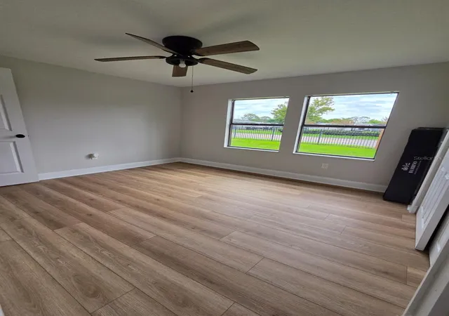 4th image of 300 Eron Wy #1, Winter Garden, FL 34787 | MLS# O6434883