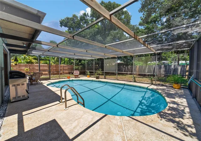 3rd image of 5825 20Th Ave S, Gulfport, FL 33707 | MLS# TB8540435