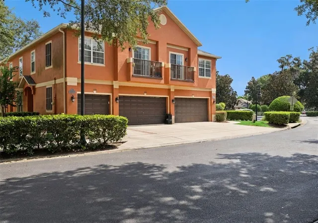 2nd image of 1610 Pine Oak Trl, Sanford, FL 32773 | MLS# O6434898