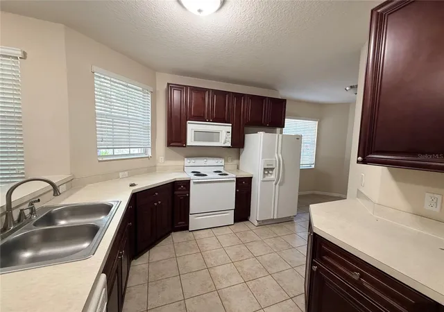 3rd image of 10547 Regent Square Dr #1008, Orlando, FL 32825 | MLS# S5155928