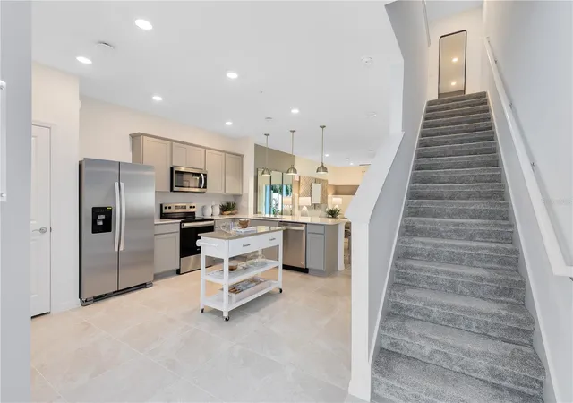 3rd image of 3190 Emerald Acres Lane, Sanford, FL 32771 | MLS# O6434907