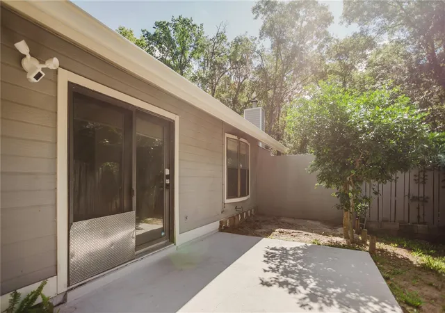 16th image of 3915 Nw 7th Pl, Gainesville, FL 32607 | MLS# GC542866