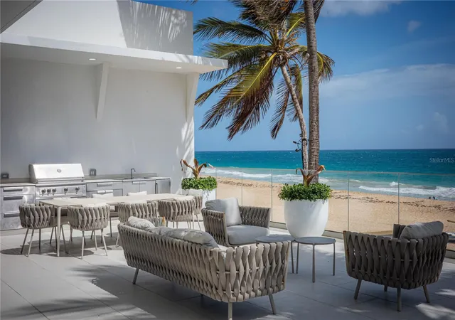 Photo 2 of Sale Pending at 2 Vendig St, San Juan, PR 00907 | MLS# PR9123540 | Listing updated on 2026-09-03