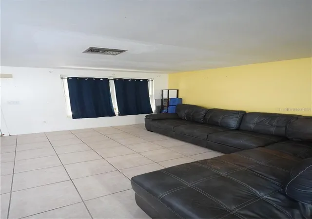 Photo 3 of Single family home for sale at 14611 SW 37th Court, Ocala, FL 34473 | MLS# OM730713 | Listing updated on 2026-08-20