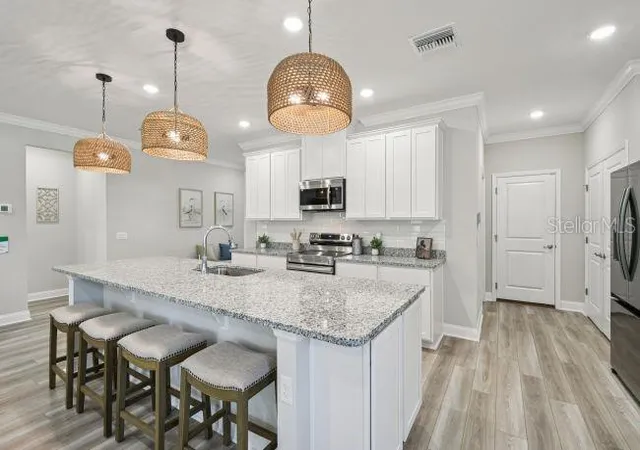 4th image of 5963 Lyon Rd, Spring Hill, FL 34606 | MLS# O6434983