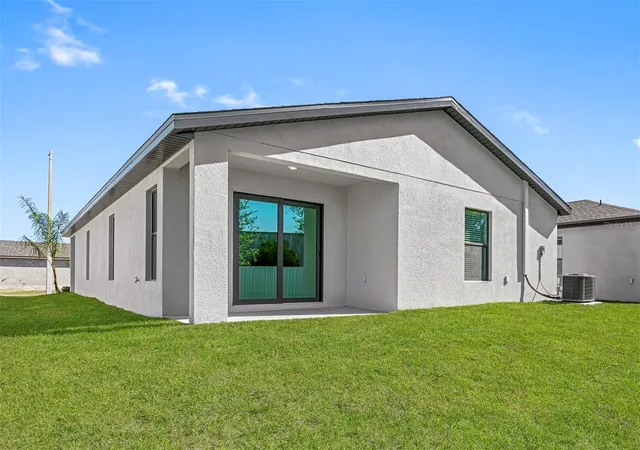 Photo 2 of Single family home for sale at 7160 Canopy Ln, Lakeland, FL 33809 | MLS# TB8540529 | Listing updated on 2026-09-04