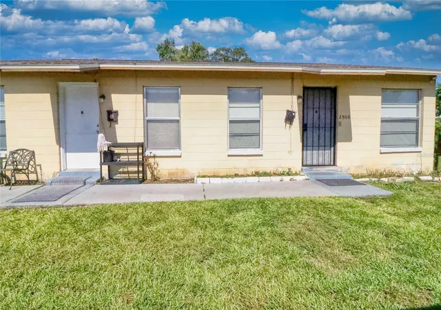 3rd image of 2906 E 22Nd Ave, Tampa, FL 33605 | MLS# A4703485