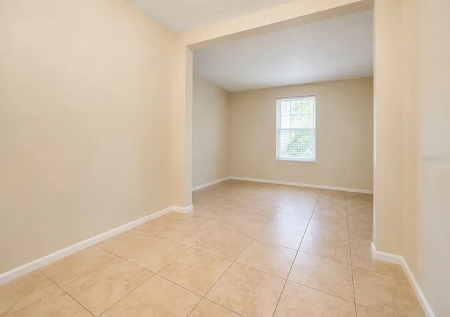 4th image of 828 Sky Lake Cir, ORLANDO, FL 32809