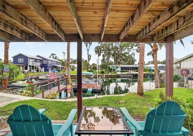 3rd image of 1424 Se 5Th Ave, Crystal River, FL 34429 | MLS# OM730722