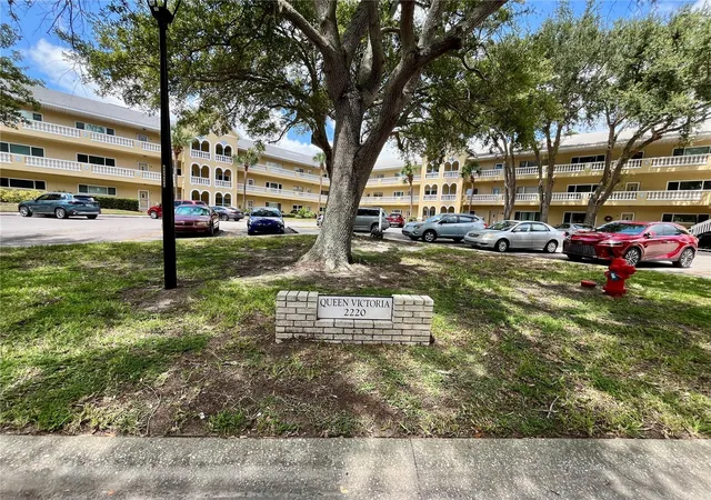 2nd image of 2220 Spanish Dr #60, Clearwater, FL 33763 | MLS# TB8540558