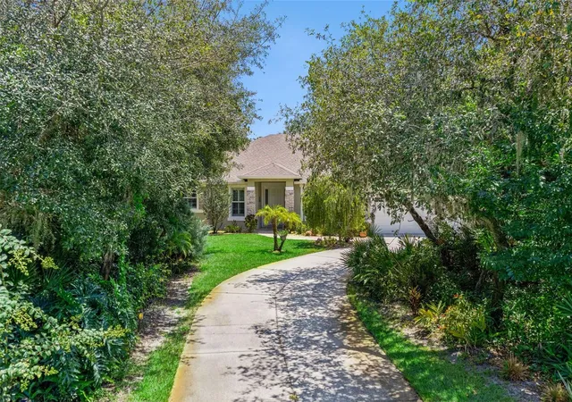 Photo 3 of Single family home for sale at 11540 Nellie Oaks Bnd, Clermont, FL 34711 | MLS# O6435032 | Listing updated on 2026-08-21
