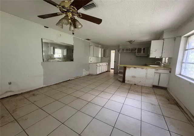 Photo 3 of Single family home for sale at 6187 Ogburn St, Brooksville, FL 34602 | MLS# TB8540577 | Listing updated on 2026-08-20