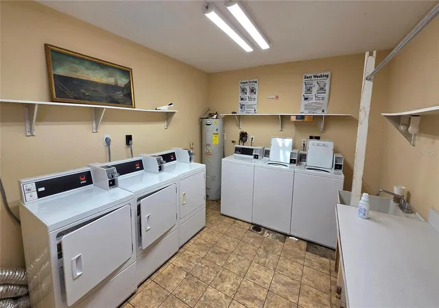 18th image of 1001 Pearce Dr #211, Clearwater, FL 33764 | MLS# TB8540589