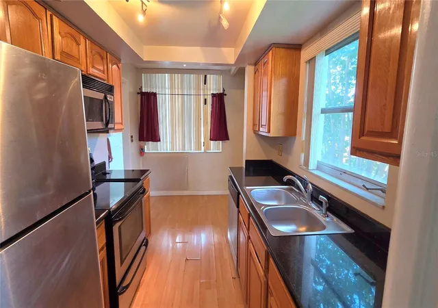 4th image of 1001 Pearce Dr, Clearwater, FL 33764