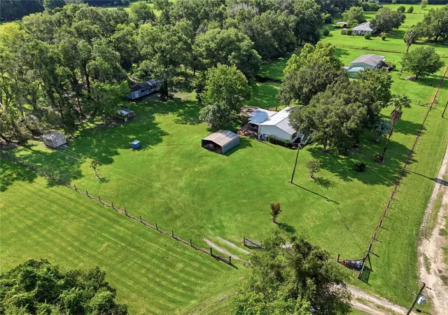 2nd image of 22930 Nw 50th Ln, Newberry, FL 32669 | MLS# GC542871