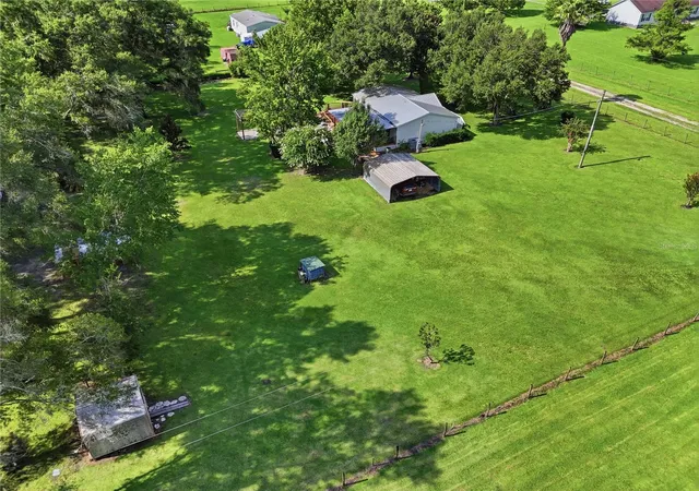 3rd image of 22930 Nw 50Th Ln, Newberry, FL 32669 | MLS# GC542871