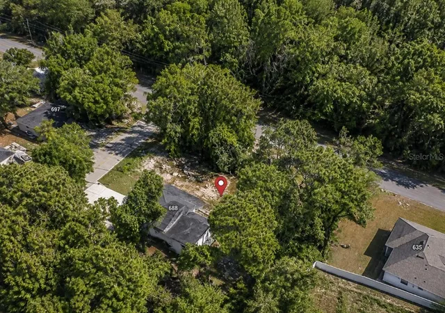 3rd image of 692 E Euclid Ave, Deland, FL 32724 | MLS# S5155967