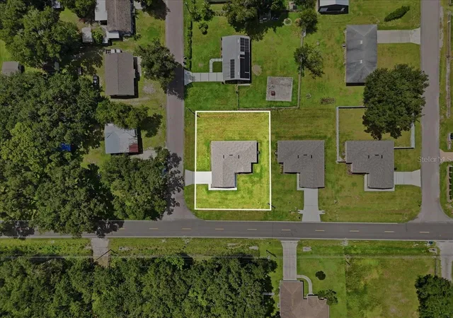 Photo 27 of Single family home for sale at 829 N Clermont Ave, Fort Meade, FL 33841 | MLS# TB8540634 | Listing updated on 2026-09-03