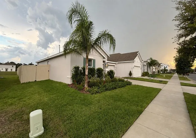 2nd image of 33647 Sky Blossom Cir, Leesburg, FL 34788 | MLS# O6435096