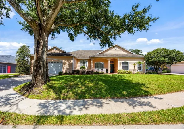 4th image of 2413 Stoneview Rd, Orlando, FL 32806 | MLS# O6435098