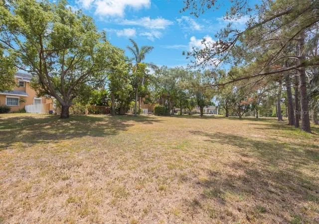 Photo 4 of Land for sale at Lot #24 Sail Harbor Cir Ln, Tarpon Springs, FL 34689 | MLS# A4703528 | Listing updated on 2026-09-22