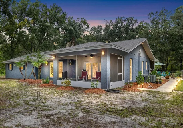 Photo 1 of Single family home for sale at 7402 W Knights Griffin Rd, Plant City, FL 33565 | MLS# G5116905 | Listing updated on 2026-08-31