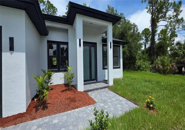 Photo 3 of Single family home for sale at 1267 Henning St, North Port, FL 34288 | MLS# O6436294 | Listing updated on 2026-10-08