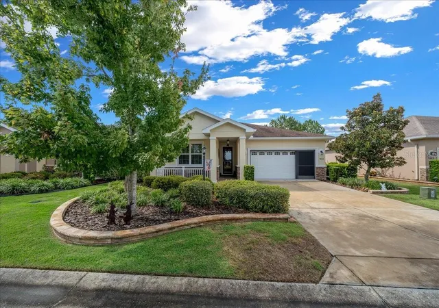 Photo 3 of Sale Pending at 9642 Sw 95Th Loop, Ocala, FL 34481 | MLS# OM731316 | Listing updated on 2026-09-07