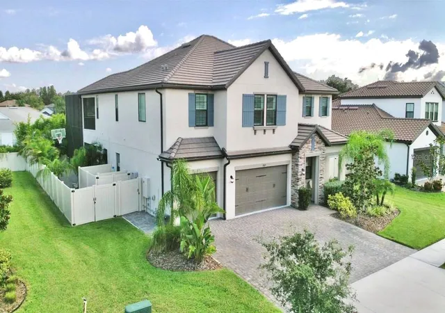 Photo 1 of Single family home for sale at 19825 Cypress Bridge Dr, Odessa, FL 33556 | MLS# W7889034 | Listing updated on 2026-09-27