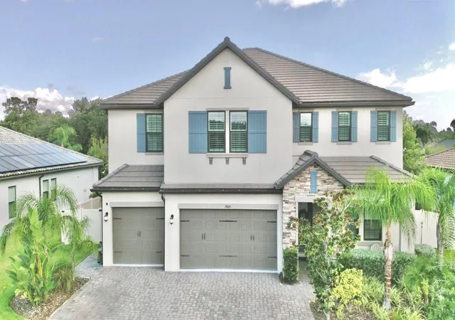 Photo 3 of Single family home for sale at 19825 Cypress Bridge Dr, Odessa, FL 33556 | MLS# W7889034 | Listing updated on 2026-09-27