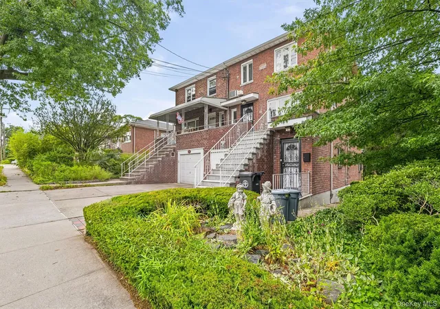 3rd image of 2324 Westervelt Ave, New York, NY 10469 | MLS# 1021810
