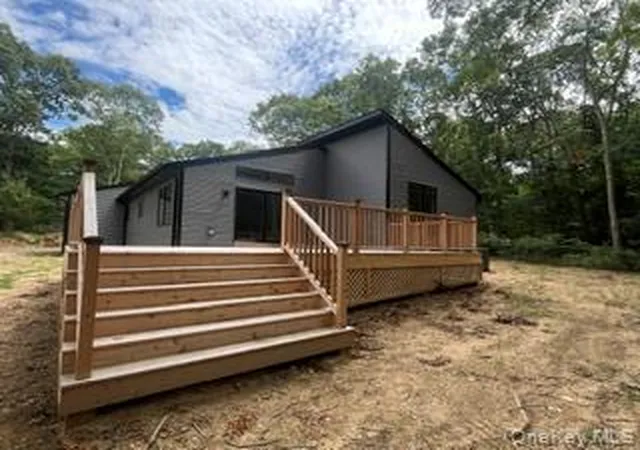 12th image of 17 Bittersweet Ave, Southampton, NY 11946 | MLS# 1030841