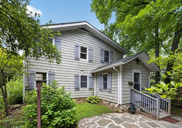 Photo 3 of Single family home for sale at 197 Palen Rd, East Fishkill, NY 12533 | MLS# 1033562 | Listing updated on 2026-09-06
