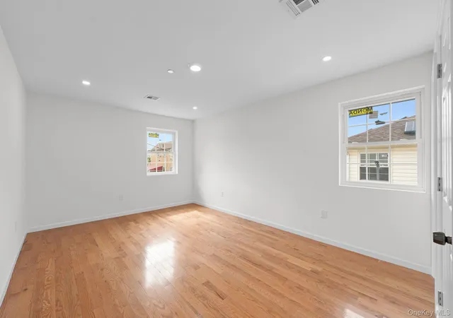Listing Photo 5 - Condo for sale in building located at 11620 145th St, New York, NY 11436