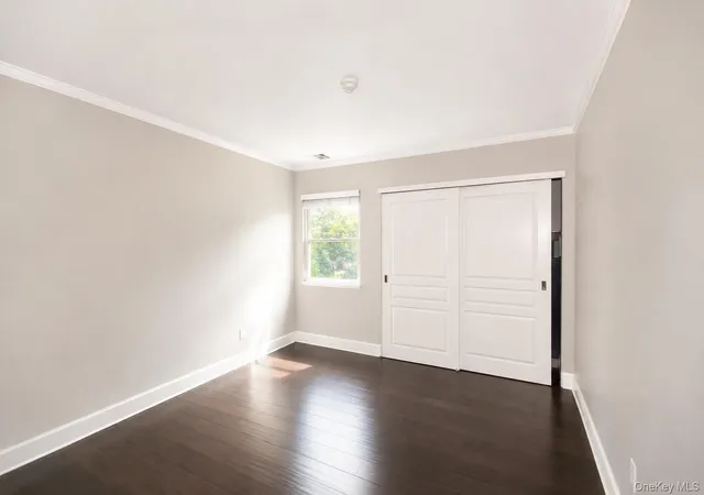 3rd image of 31 Vista Dr N, Brookhaven, NY 11949 | MLS# 1039902