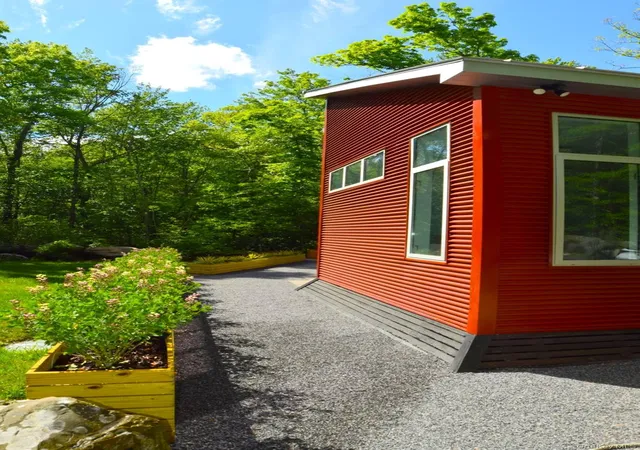 Photo 4 of Single family home for sale at 32 Old E Rd, Plattekill, NY 12589 | MLS# 1040908 | Listing updated on 2026-09-06