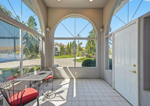 5th image of 1361 Gage Blvd, Richland, WA 99352 | MLS# 295500