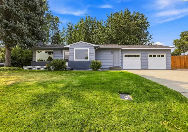 2nd image of 1613 W 9th Ave, Kennewick, WA 99336 | MLS# 295589