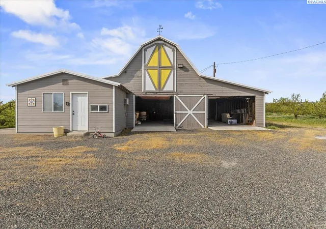 1st image of 31 Gilbert, Zillah, WA 98953 | MLS# 292231
