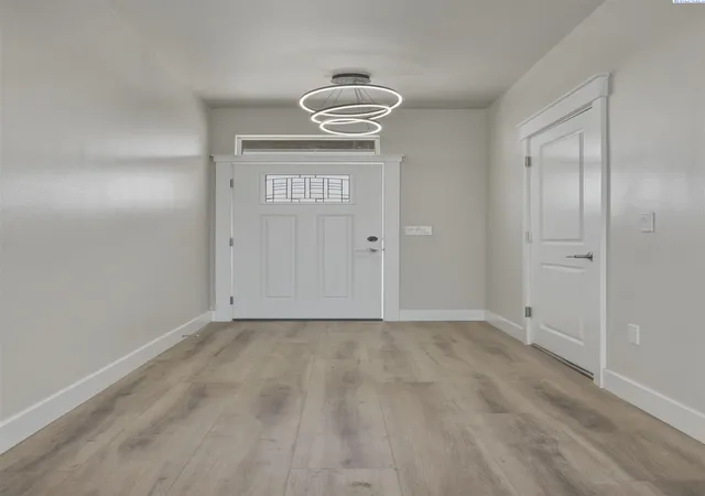 2nd image of 205 Victoria Street, Sunnyside, WA 98944 | MLS# 295450