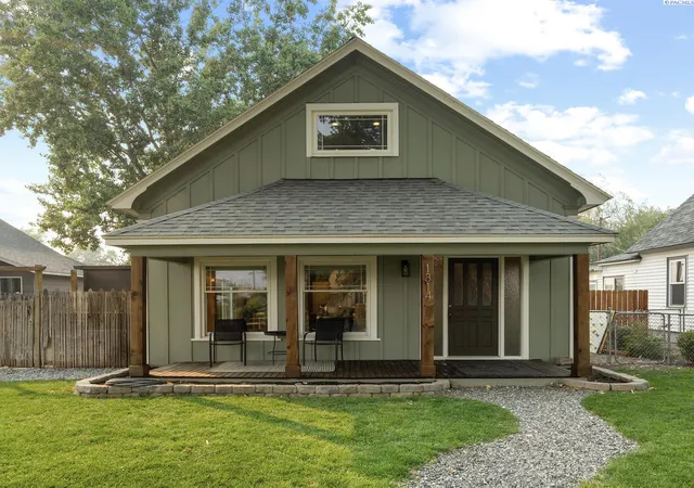 2nd image of 1314 Grant Ave, Prosser, WA 99350 | MLS# 295293