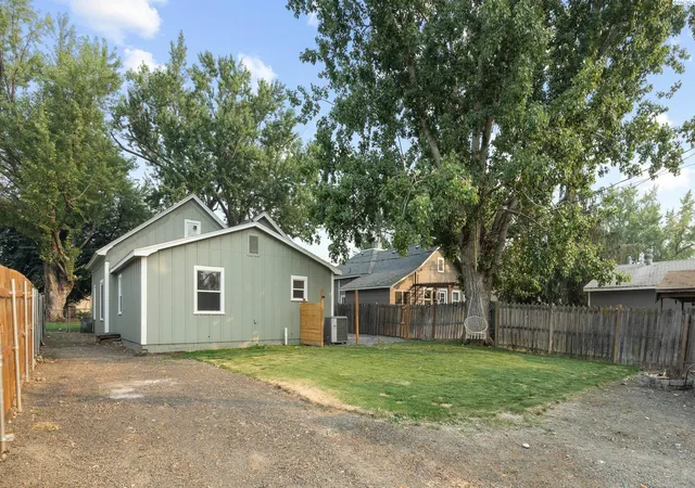 40th image of 1314 Grant Ave, Prosser, WA 99350 | MLS# 295293